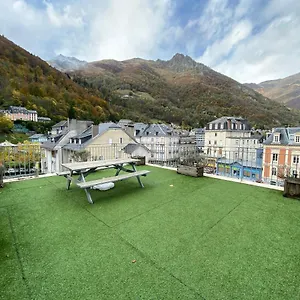 https://place-de-la-mairie-t2-type-loft-70m2-terrasse-35m2.midi-pyreneeshotels.com